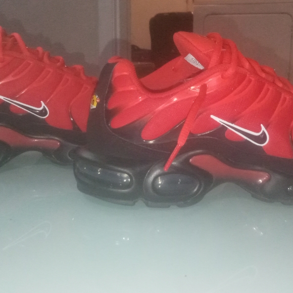 AirMax - Picture 10 of 13